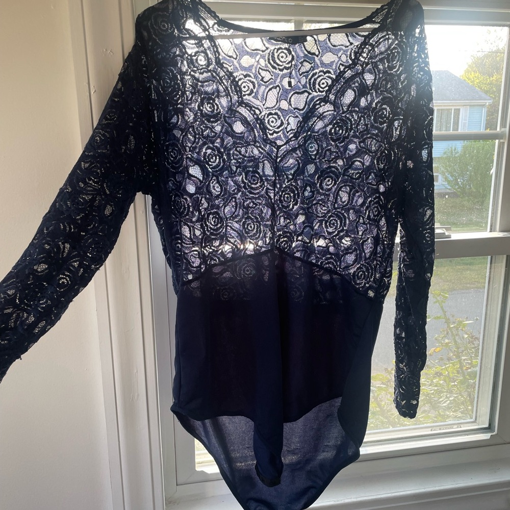 Elegant Navy Lace Women Top